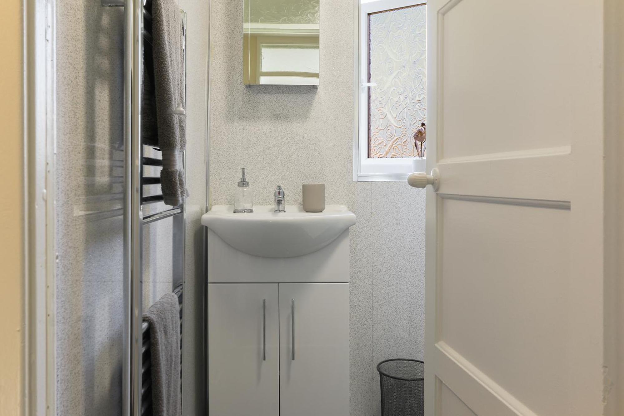 Leconfield Close - Comfy House And Free Parking Kingston upon Hull Kültér fotó
