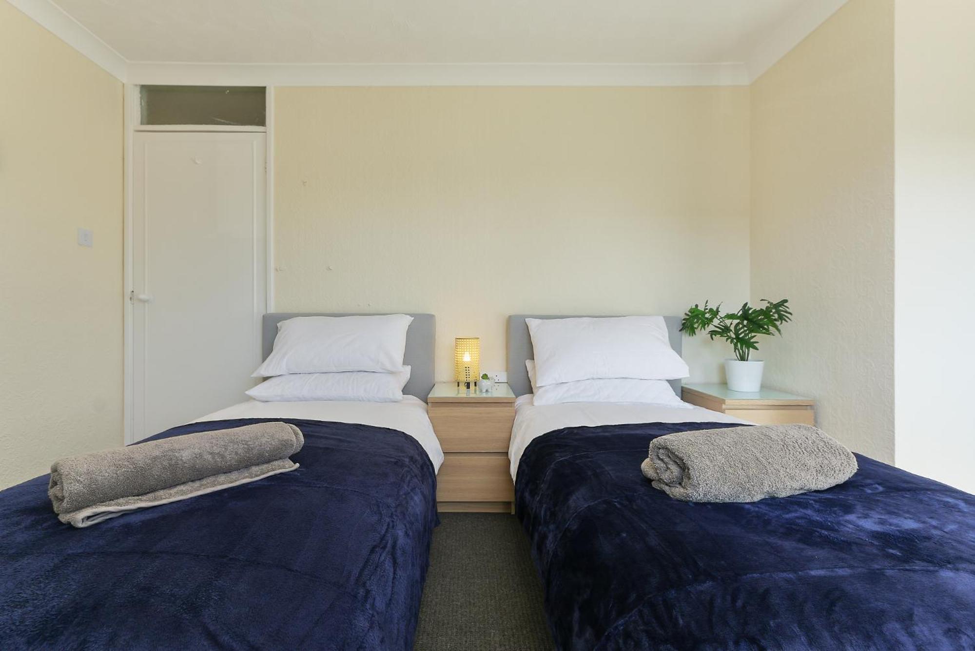 Leconfield Close - Comfy House And Free Parking Kingston upon Hull Kültér fotó